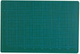 Schneidematte, 30x22cm, grün/schwarz 5-lagig, bedruckt mit 10-und 50mm